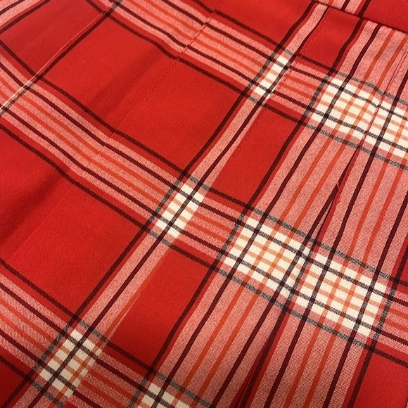 Aritzia Sunday Best red/white/black plaid Olive mini skirt / size 2 - Picture 10 of 10